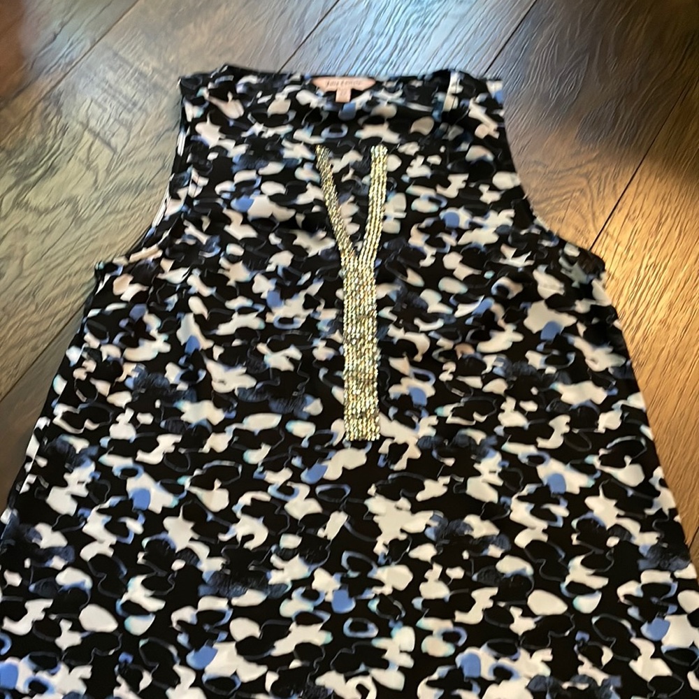Juicy sleeveless top